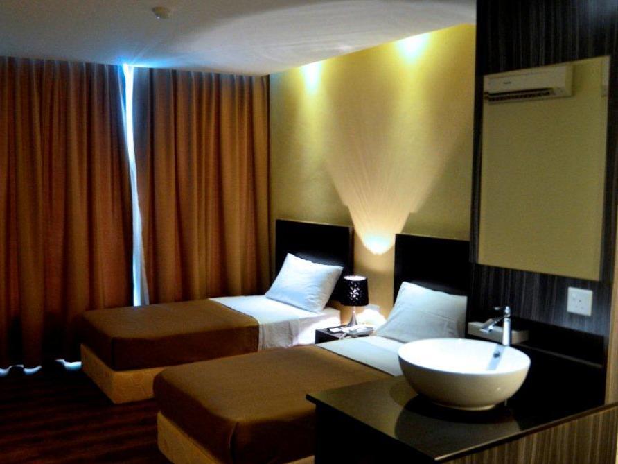Zotel Business & Leisure Hotel 古晋 外观 照片