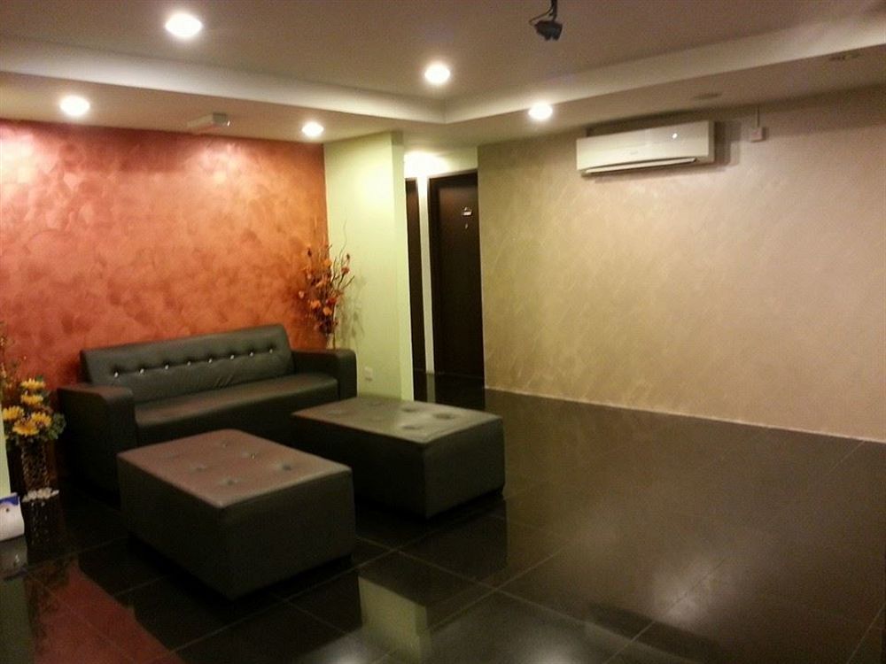 Zotel Business & Leisure Hotel 古晋 外观 照片